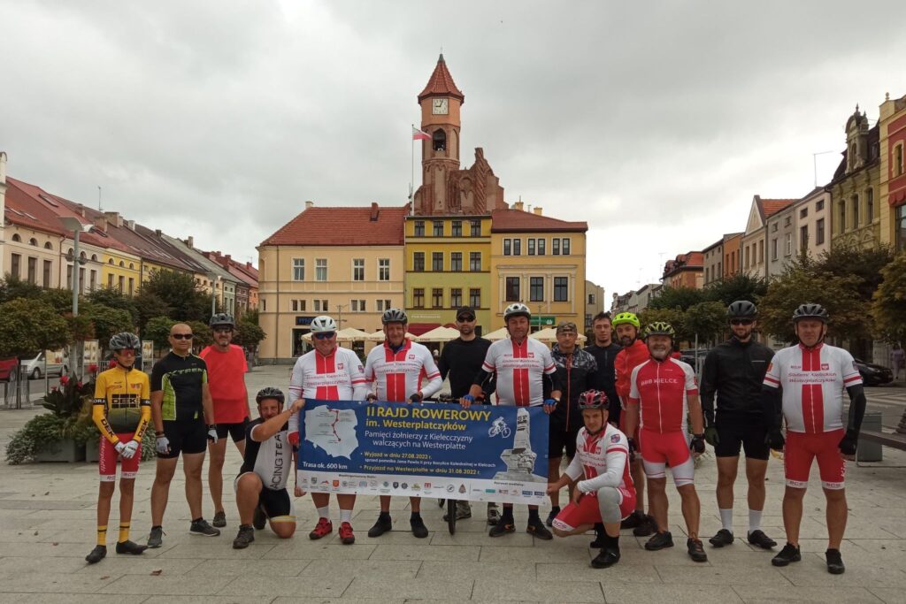 Uczestnicy II Rajdu Rowerowego im Westerplatczyków w środę dotrą do celu