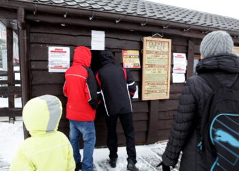 Aktywni spędzają święta na stokach narciarskich - Radio Kielce