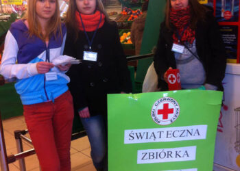 PCK przygotuje paczki świąteczne dla najuboższych - Radio Kielce