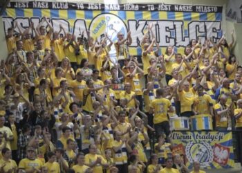 Piłka ręczna: Bardzo mało biletów na Final Four Pucharu Polski. Vive i Wisła będą interweniować - Radio Kielce