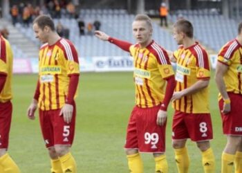 Piłka nożna, Vuković: Trzeba wiedzieć, kiedy ze sceny zejść... - Radio Kielce