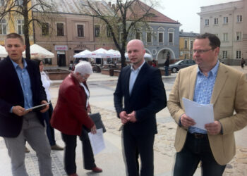 SLD przygotowało "Raport o rynku pracy" - Radio Kielce