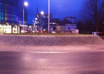 Trzy firmy chcą wykonać poprawki ulic w okolicy Galerii Korona - Radio Kielce