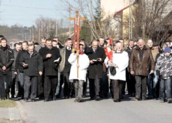 Mężczyźni z Sukowa w pielgrzymce Emaus - Radio Kielce