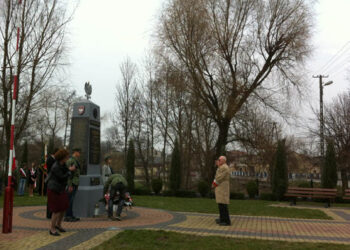 Pamięci "Spalonych" - partyzantów AK z Sędziszowa - Radio Kielce