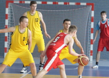 Koszykówka: Kielecki Słowak mistrzem województwa chłopców - Radio Kielce