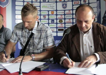 Siatkówka: Piotr Lipiński na dwa lata w Effectorze - Radio Kielce