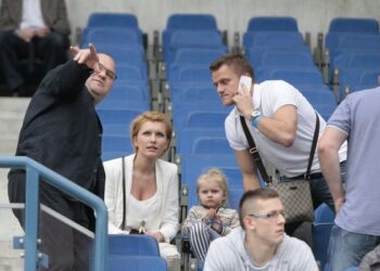 Piłka nożna: Dobici w końcówce - Radio Kielce