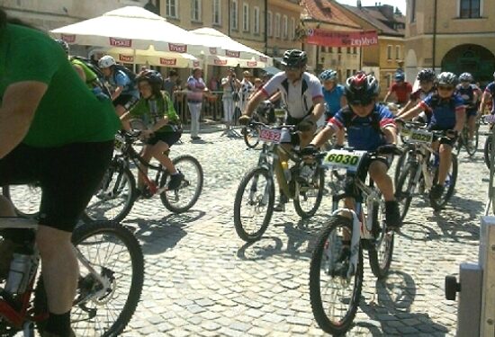 Poseł Marzena Okła-Drewnowicz organizuje rajd rowerowy - Radio Kielce