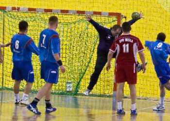 Piłka ręczna: Znowu się nie udało. Wisła skazana na II ligę - Radio Kielce