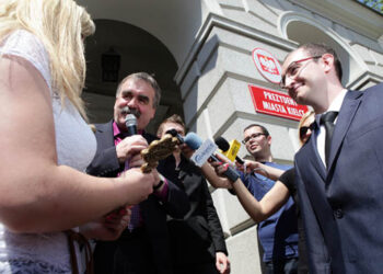 Barwny korowód studentów przeszedł ulicami miasta - Radio Kielce