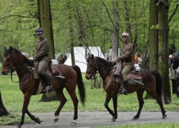 Wojewoda zachęcała do budowania społeczeństwa obywatelskiego. Uroczystości 3 Maja w Kielcach i regionie - Radio Kielce