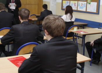 Rozpoczęła się Międzynarodowa Matura - Radio Kielce