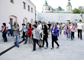 Nocne zwiedzanie w Kielcach i Sandomierzu - Radio Kielce
