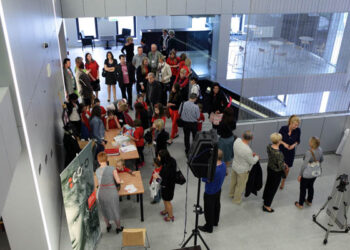 Licytacja Kalendarza Filantropa w Filharmonii Świętokrzyskiej - Radio Kielce