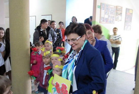 Wyniki sprawdzianu na zakończenie szkoły podstawowej zaprezentowano przy okazji wizyty Minister Edukacji Narodowej Krystyny Szumilas w świętokrzyskim - Radio Kielce