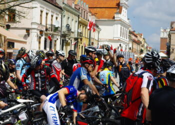 Kolarze MTB i biegacze rywalizowali w Sandomierzu - Radio Kielce