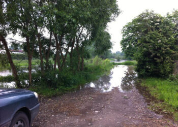 W Wąchocku woda wylała się z brzegów - Radio Kielce