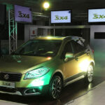 Przedpremierowa prezentacja nowego Suzuki SX4 / Wojciech Habdas / Radio Kielce