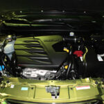 Przedpremierowa prezentacja nowego Suzuki SX4. Komora silnika. / Wojciech Habdas / Radio Kielce