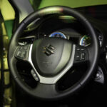 Przedpremierowa prezentacja nowego Suzuki SX4 / Wojciech Habdas / Radio Kielce