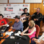 100. wydanie Made in Kielce, którego gośćmi byli Edyta i Łukasz Golcowie, kieleccy muzycy, słuchacze / Wojciech Habdas