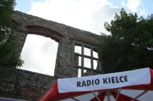 Świętokrzyskie na Fali - Przybij Piątkę z Radiem Kielce w Podzamczu Piekoszowskim. / Piotr Michalski / Radio Kielce