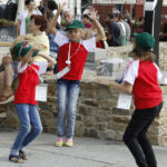 Festiwal Harcerski Koncert na kieleckim Rynku - bardzo dobrze bawiła się festiwalowa publiczność / Stanisław Blinstrun / Radio Kielce