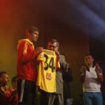 Prezentacja Korony Kielce na kieleckim Rynku - Adrian Bednarski / Stanisław Blinstrub / Radio Kielce