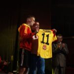 Prezentacja Korony Kielce na kieleckim Rynku -  Daniel Gołębiewski / Stanisław Blinstrub / Radio Kielce