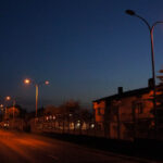 Uszkodzone latarnie wzdłuż ul. Krakowskiej / Wojciech Habdas / Radio Kielce