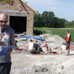 Radio Kielce na Fali w Krzyżanowicach Krzyżanowicach, gdzie odkryto pochówek tak zwanej kultury mierzanowickiej sprzed ponad dwóch tysięcy lat przed naszą erą / Radio Kielce