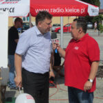 Radio Kielce w Daleszycach. Prowadzący audycję Jakub Rożek w towarzystwie burmistrza Wojciecha Furmanka / Konrad Łużniak / Radio Kielce