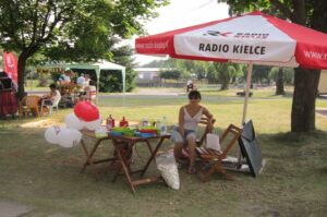 Radio Kielce w ośrodku sportowo-wypoczynkowym w Łopusznie / Radio Kielce