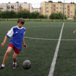 Wakacyjne mistrzostwa szóstek piłkarskich. Mecz Huragan - FC Nitro zakończony remisem 3:3 / Wojciech Habdas / Radio Kielce