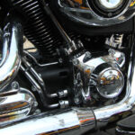 The Legend on Tour zawitał do Kielc. Na stacji BP przy ulicy Jagiellońskiej było obejrzeć kilkadziesiąt motocykli Harley Davidson / Piotr Michalski / Radio Kielce