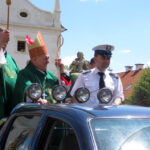 Festyn dla kierowców, pod nazwą "Assistance św. Krzysztofa". Samochody i motocykle poświęcił sandomierski biskup - senior Edward Frankowski / Stanisław Blinstrub / Radio Kielce