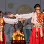 Występ zespołów folklorystycznych na kieleckim Rynku w ramach 40. Harcerskiego Festiwalu Kultury Młodzieży Szkolnej / Kamil Król / Radio Kielce