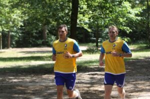 Pierwszy trening Vive Targów, od lewej: Krzysztof Lijewski i Tomasz Rosiński / Kamil Król / Radio Kielce