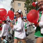 Ulicami Kielc przeszedł barwny korowód uczestników 40 Jubileuszowego Festiwalu Harcerskiego / Wojciech Habdas / Radio Kielce