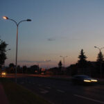 Uszkodzone latarnie wzdłuż ul. Krakowskiej / Paweł Klepka / Radio Kielce