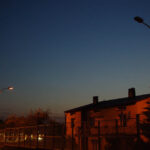 Uszkodzone latarnie wzdłuż ul. Krakowskiej / Paweł Klepka / Radio Kielce