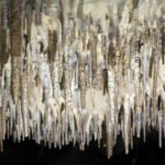 Radiowa akcja "Świętokrzyskie na fali" zawitała dziś do jednej z najpiękniejszych jaskiń Polski - "Jaskini Raj". / Robert Felczak / Radio Kielce