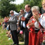 Rekonstrukcję podziwiali poseł Andrzej Bętkowski, oraz Piotr Żołądek i Marek Gos z zarządu Województwa Świętokrzyskiego / M. Pietak / Radio Kielce