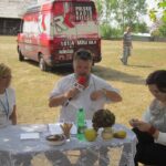 Świętokrzyskie na Fali. Przybij Piątkę z Radiem Kielce w Tokarni. / Konrad Łużniak / Radio Kielce