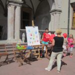 Świętokrzyskie na Fali. Przybij Piątkę z Radiem Kielce na dziedzińcu Muzeum Narodowego w Kielcach. / Konrad Łużniak / Radio Kielce
