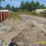 Brak kanałów burzowych na parkingu przy cmentarzu w Cedzynie powoduje, że po każdym większym deszczu, ulice położone poniżej placu są zalewane. / arch. prywatne