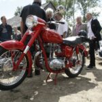 Zlot SHL w Tokarni - czerwony Junak / Stanisław Blinstrub / Radio Kielce