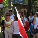 Protest wiernych z Kazimierzy Wielkiej pod siedzibą kurii  kieleckiej / Bartłomiej Zapała / Radio Kielce