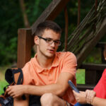 20 osobowa grupa dzieci i młodzieży ze Smoleńska, należących do stowarzyszenia „Dom Polski” - przyjechała do Kielc na zaproszenie agencji konsularnej Rzeczpospolitej Polskiej i Świętokrzyskiego Urzędu Marszałkowskiego. Odwiedzili min. Kapkazy